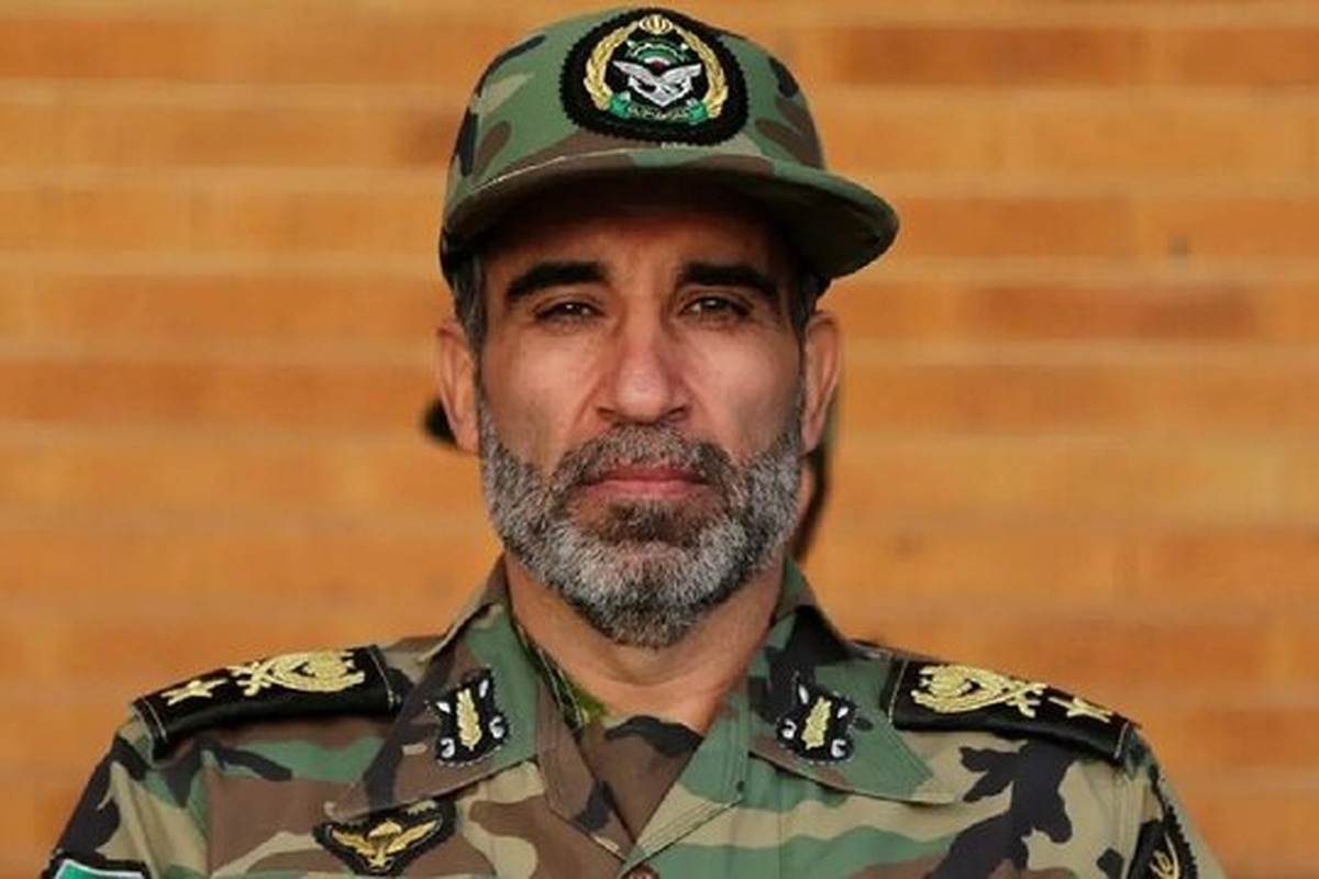فرمانده نیروی زمینی ارتش: تمامی تحرکات دشمنان در مرز&zwnj;های کشور لحظه&zwnj;به&zwnj;لحظه رصد و پایش می&zwnj;شود