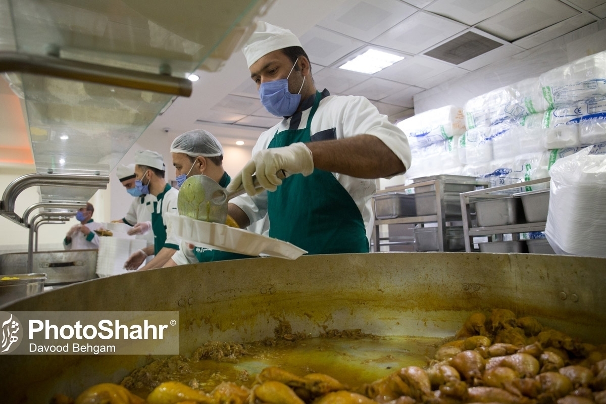 توزیع ۹۲ هزار وعده غذای متبرک مهمان&zwnj;سرای حضرت رضا(ع) در مناطق مختلف مشهد