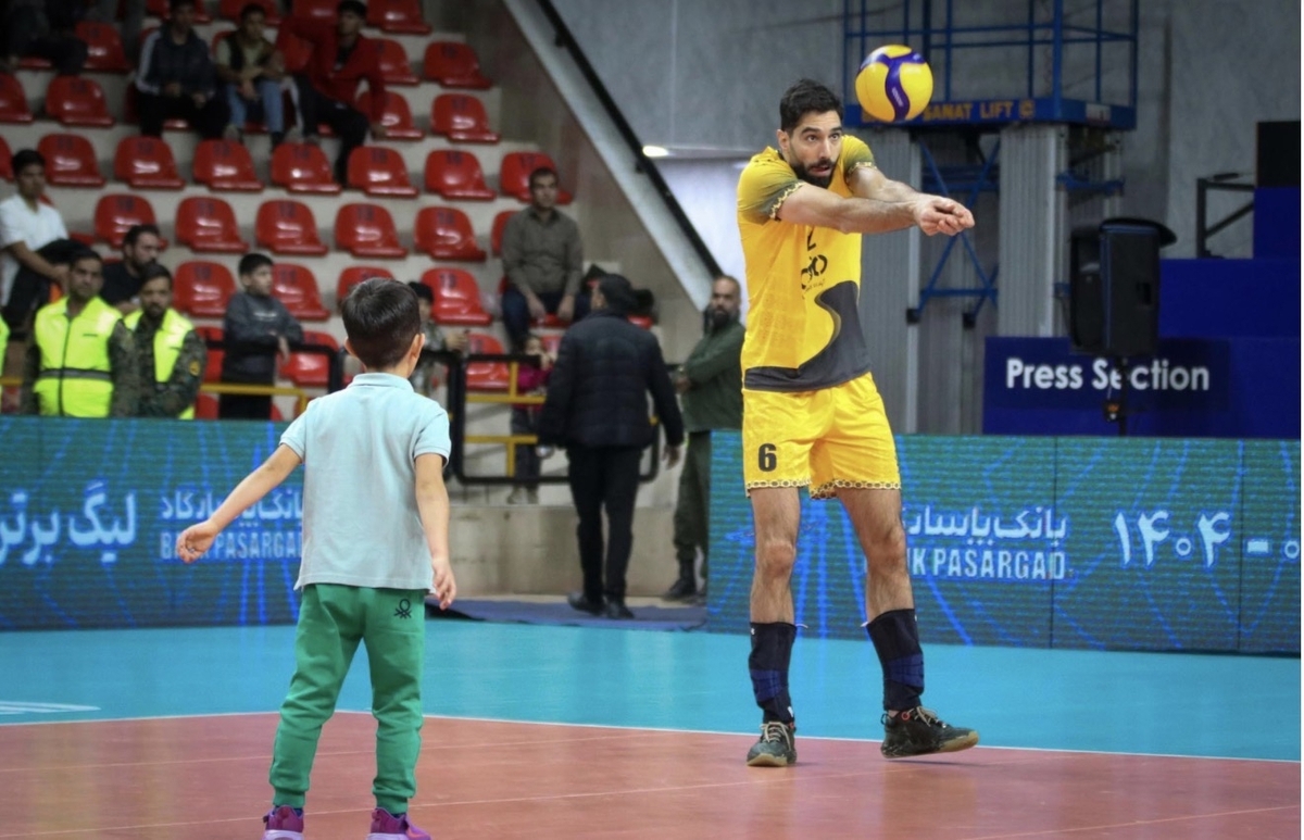 غیبت مشکوک محمد موسوی در بازی شهداب