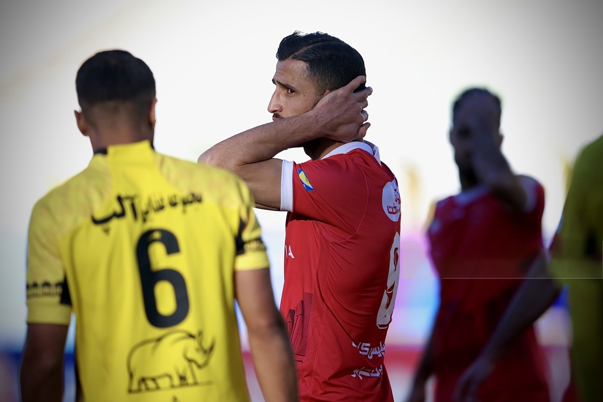 پرسپولیس قید علیپور را می‌زند؟