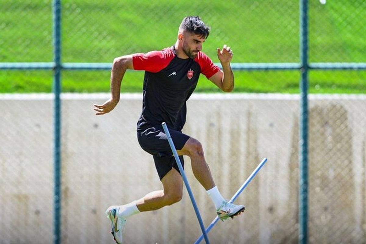 غیبت ۲ ستاره پرسپولیس مقابل ذوب آهن