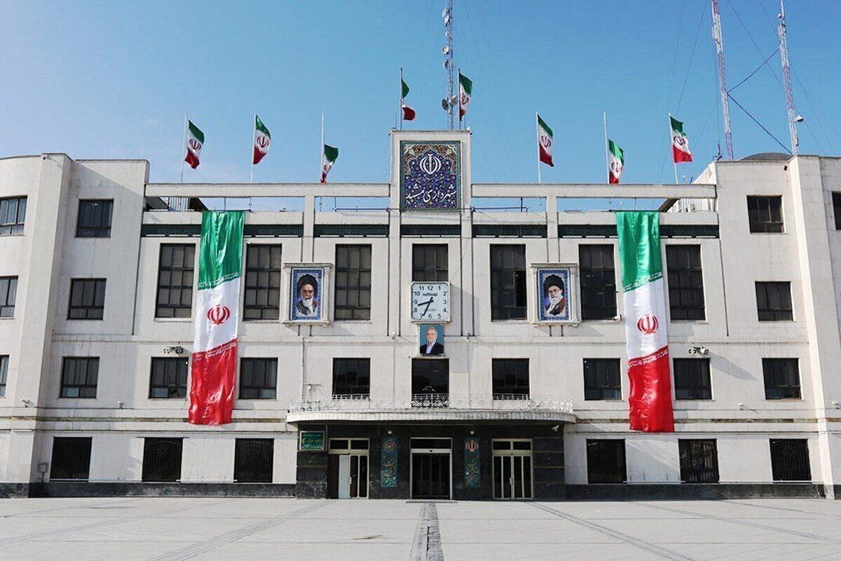 مدیرکل دفتر امور شهری و شورا&zwnj;های استانداری خراسان رضوی: شهرداری مشهد می&zwnj;تواند در حوزه هوشمندسازی برای استان بسیار مفید باشد