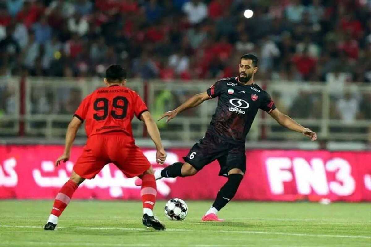دیدار پرسپولیس و تراکتور به سال آینده موکول شد