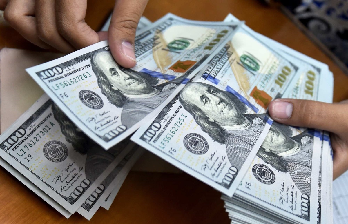 پیش&zwnj;بینی قیمت دلار پنجشنبه (۷ اسفند ۱۴۰۴)