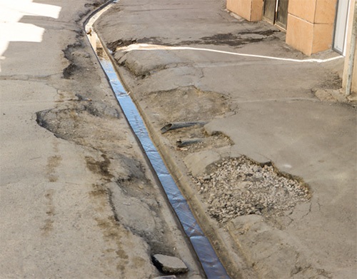 زخم های کهنه و وعده های بر زمین مانده محله شهید آوینی مشهد زخم های کهنه و وعده های بر زمین مانده محله شهید آوینی مشهد