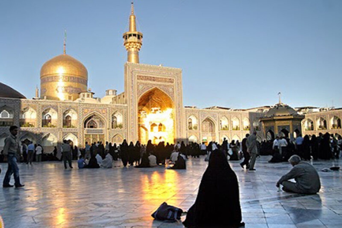نقش زیارت امام رضا (ع) و حضرت معصومه (س) در هویت دینی مسلمانان