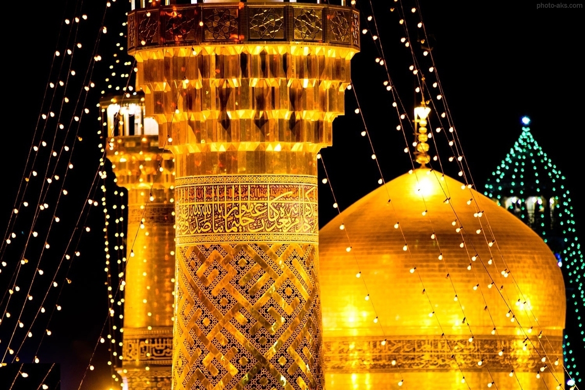 مسعود پزشکیان در سفر یک روزه خود به مشهدمقدس در جمع زائران حرم امام رضا(ع) حضور یافت.