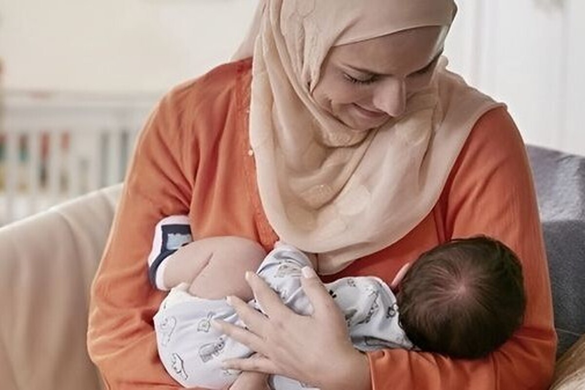 عدم ارتباط میان مراقبت از دندان‌های کودکان با شیر خوردن آنها در ۲ سال اول زندگی