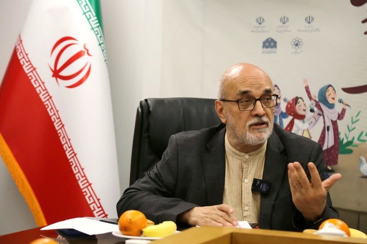 مدیر جشنواره‌های رضوی بنیاد بین‌المللی امام‌رضا (ع) با اشاره به اینکه جشنواره امام‌رضا (ع) به طور جدی از دوره بیست‌ودوم خود وارد فاز جهانی می‌شود، گفت: بنیاد بین‌المللی امام‌رضا (ع) برنامه‌هایی، چون برگزاری جشنواره‌های شعر ملل تا جشنواره بین‌المللی فیلم رضوان را برای سال ۱۴۰۵ در دست دارد.
