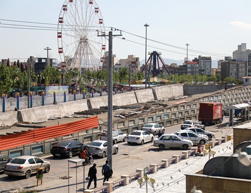 ترافیک موقتی برای مهار ترافیک در تقاطعهای غیرهم سطح خیام، سپاد و شهید فهمیده مشهد ترافیک موقتی برای مهار ترافیک در تقاطعهای غیرهم سطح خیام، سپاد و شهید فهمیده مشهد