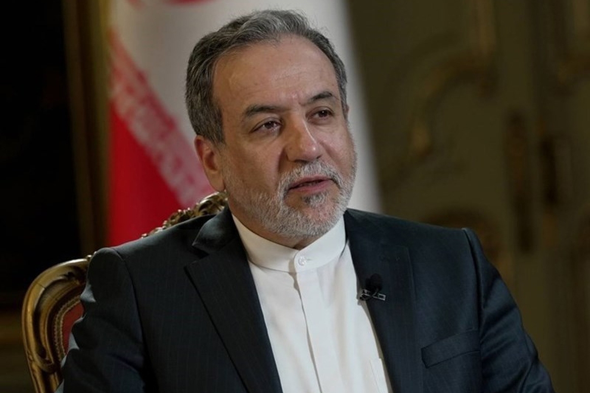 وزیر امور خارجه جمهوری اسلامی ایران در پیامی خطاب به پاپ «لئون چهاردهم» رهبر جدید مسیحیان کاتولیک جهان، ضمن ادای احترام به پاپ فرانسیس فقید، ابراز امیدواری کرد که انتخاب ایشان، فرصت مغتنمی برای ترویج عدالت و کرامت انسانی و صیانت از صلح و آرامش باشد.