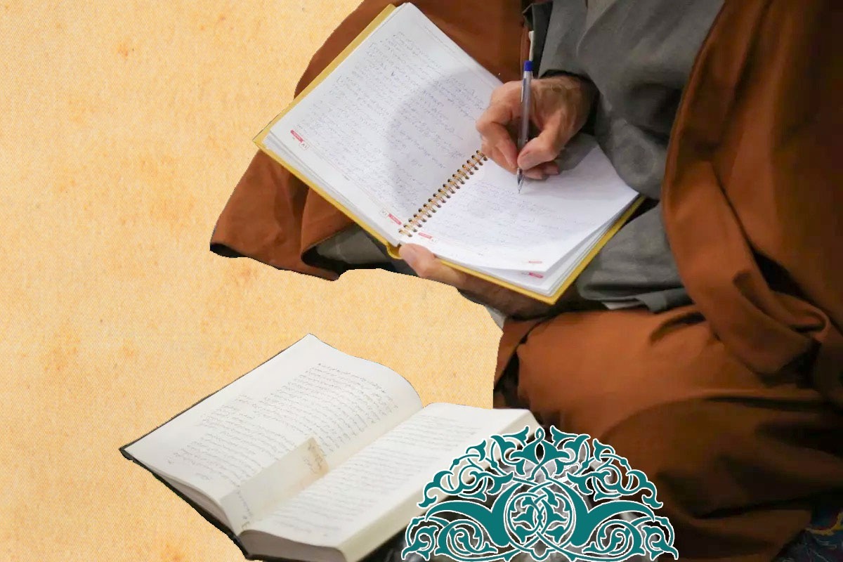 در آستانه طلوع قرن دوم فعالیت حوزه علمیه قم، پیام تاریخی رهبر معظم انقلاب همچون چراغی فراروی مسیر تحول این نهاد کهن با ریشه‌هایی هزارودویست‌ساله تابید.