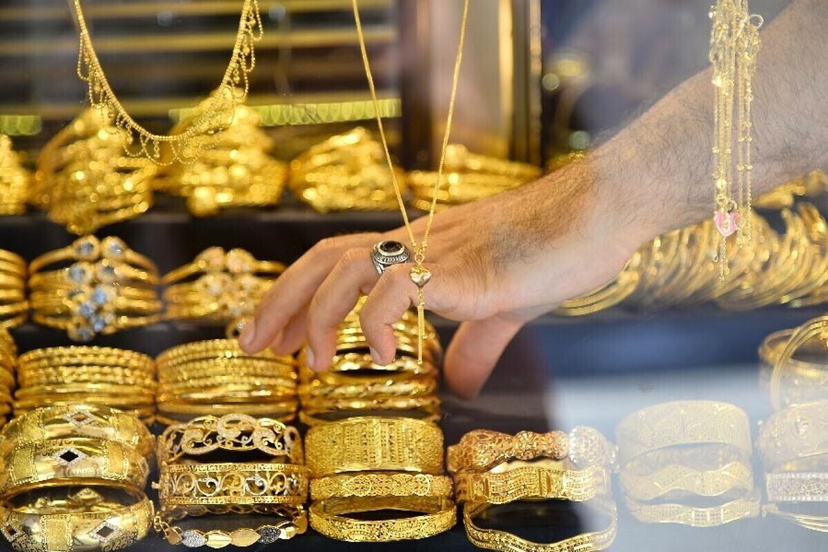 افت بیش از ۲۰۰ هزار تومانی نرخ طلا در مشهد (۲۲ اردیبهشت ۱۴۰۴)