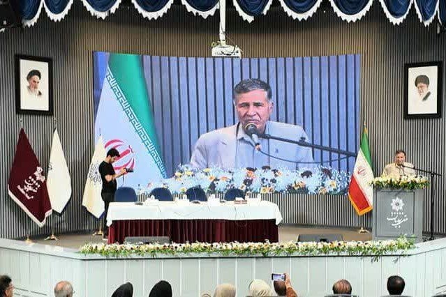 نشستهای علمی همایش ملی بزرگداشت حکیم ابوالقاسم فردوسی برگزار شد نشستهای علمی همایش ملی بزرگداشت حکیم ابوالقاسم فردوسی برگزار شد