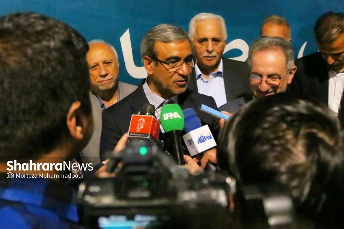 استاندار خراسان رضوی گفت: در شرایطی که بیش از ۵۰ درصد هتل‌های پنج‌ستاره کشور در استان خراسان رضوی قرار دارد، برنامه‌ریزی شده تا افزون بر ۱۰ هتل پنج‌ستاره جدید با ظرفیت حدود ۸۰۰ تخت تا پایان سال در مشهد ایجاد شود. این خبر بسیار دلگرم‌کننده‌ای است که صنعت هتلداری در مشهدالرضا(ع) رشد روزافزون داشته باشد.