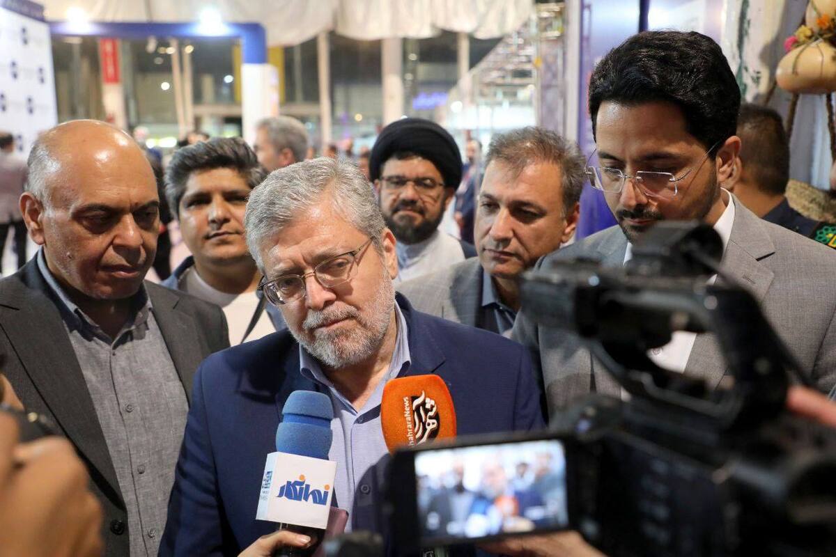 شهردار مشهد گفت: خوشحالیم که به مردم اطلاع بدهیم شرکت توسعه گردشگری شهرداری مشهد تا این لحظه توانسته است منابع مالی قابل‌اتکا برای خود را شناسایی کند و براساس مطالعاتی که انجام شده است، تحول قابل‌توجهی در فعالیت‌های شرکت توسعه گردشگری حاصل خواهد شد.