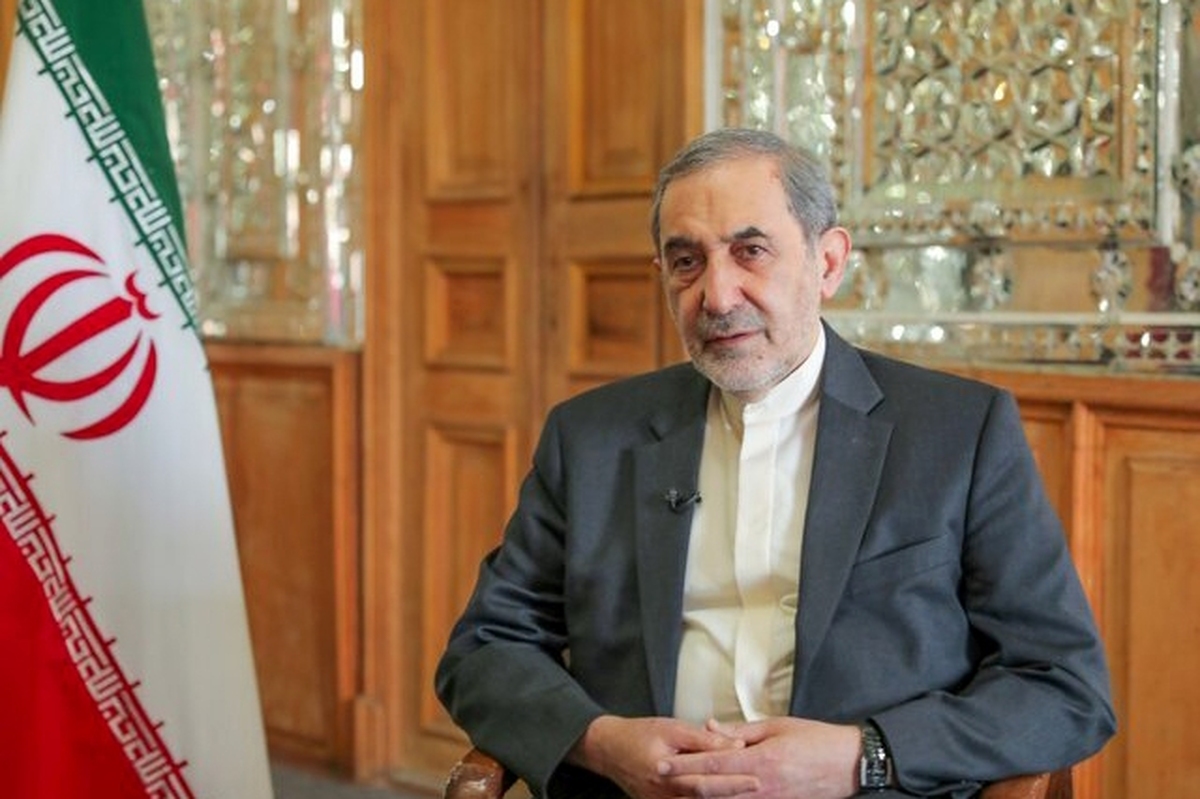 مشاور ارشد رهبر معظم انقلاب با تاکید بر اینکه «تهران توسعه اقتصادی همسایگان عرب خود را تهدید نمی‌بیند» اظهارات رئیس‌جمهور آمریکا را در این زمینه «بی‌اساس» خواند.
