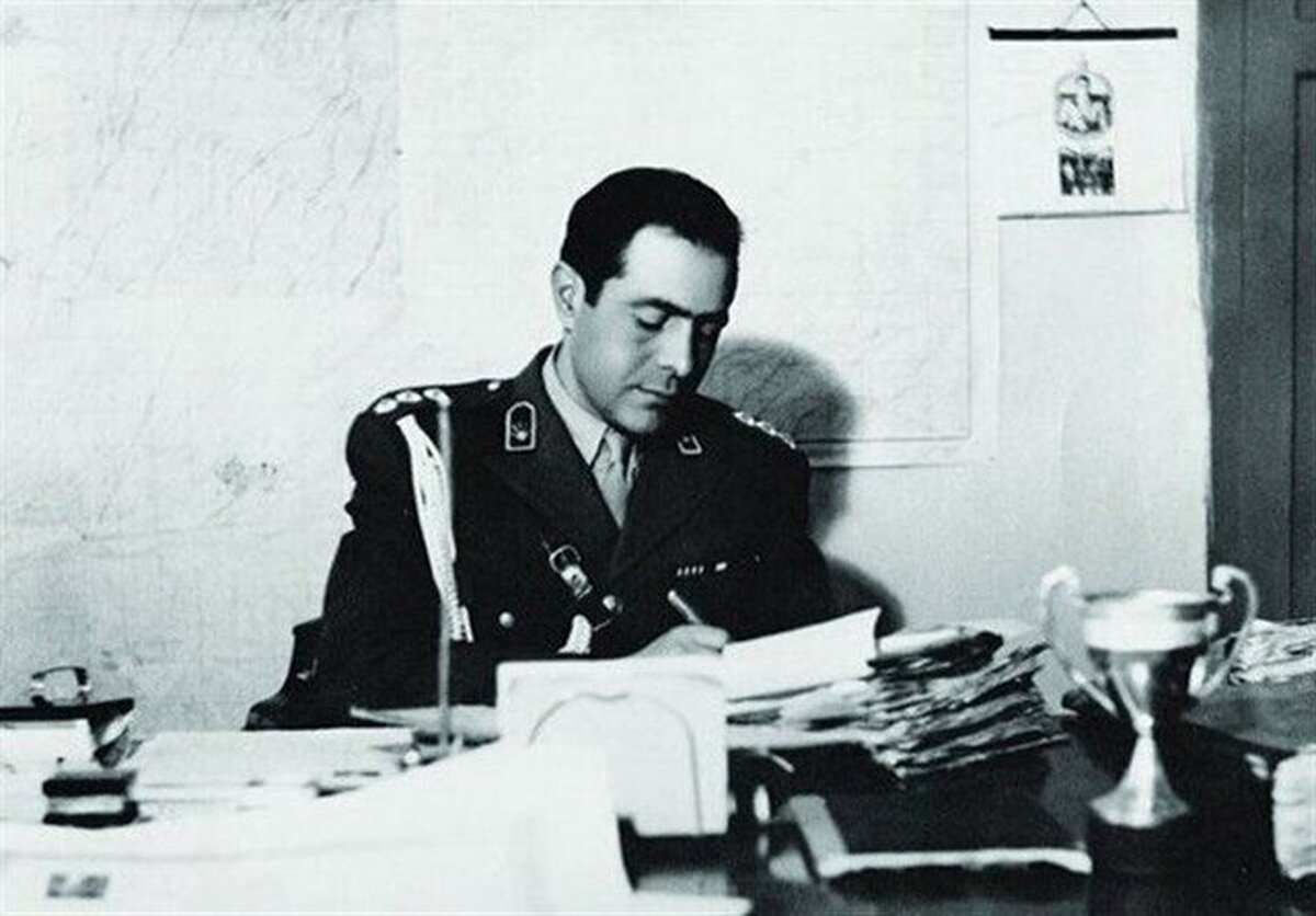 آیین بزرگداشت چهل و ششمین سالگرد شهادت امیر سپهبد شهید «محمد ولی قرنی» در ستاد فرماندهی کل ارتش جمهوری اسلامی ایران برگزار شد.