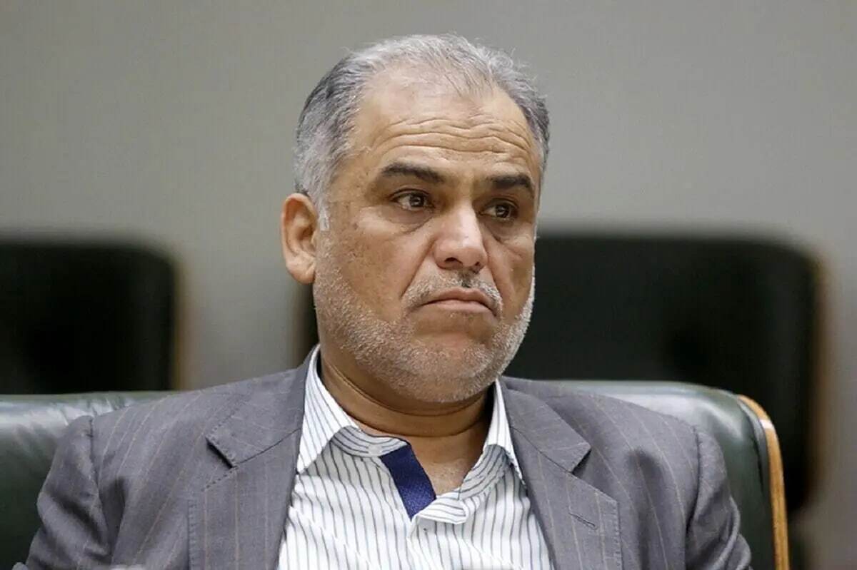 دستور سرپرست وزارت اقتصاد برای پرداخت یکپارچه حقوق کارمندان تا یکم هر ماه