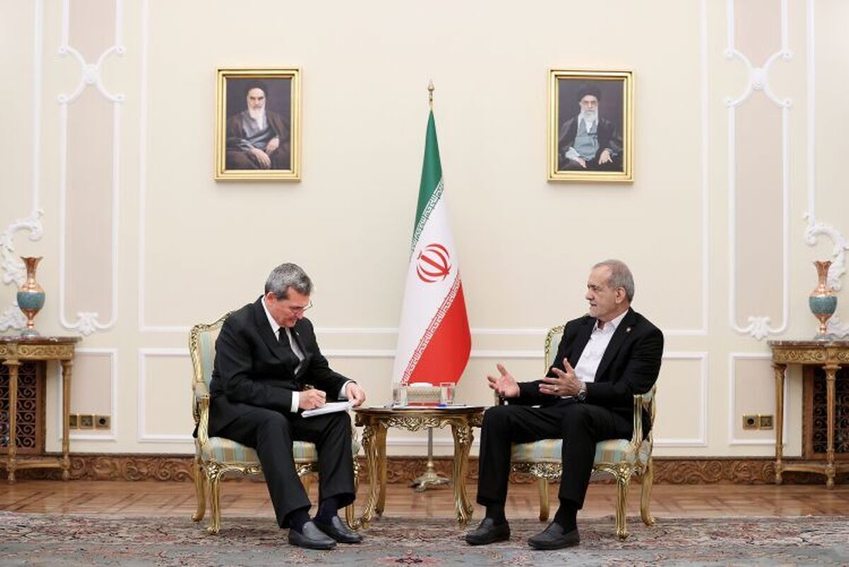 پزشکیان: سرمایه‌گذاری‌های مشترک و متقابل میان ایران و ترکمنستان راهبردی برای تامین رفاه دو ملت است