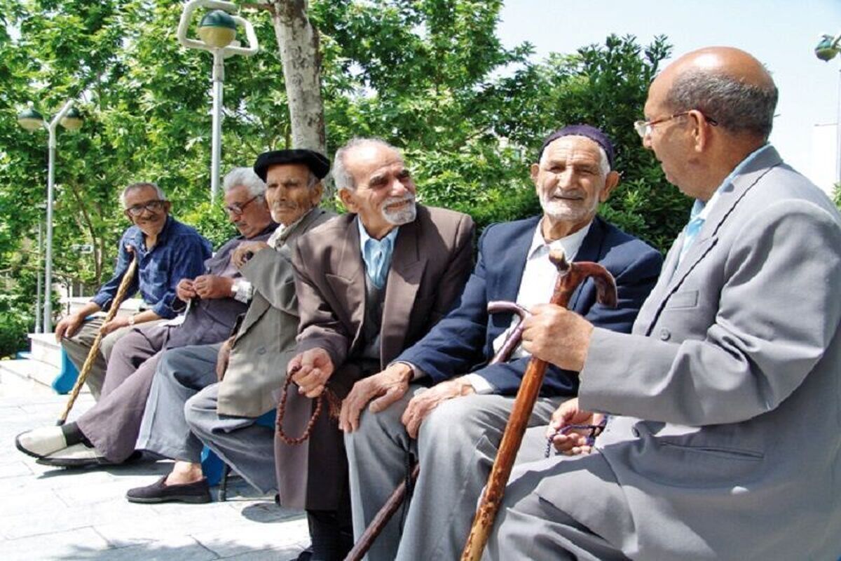یک مطالعه جدید، ارتباط بین عادت نشستن طولانی‌مدت و افزایش خطر زوال شناختی و کاهش حجم مغز مرتبط با بیماری آلزایمر را نشان می‌دهد.