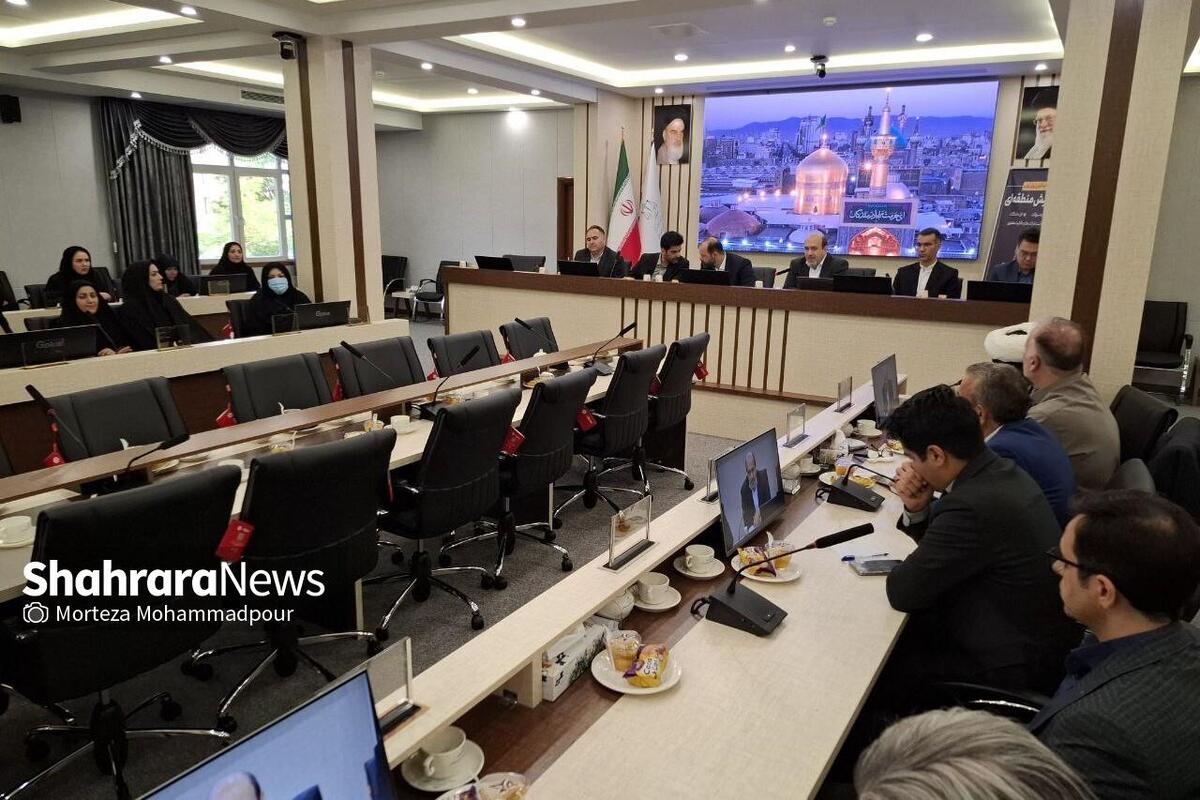 مدیرکل ثبت شرکت‌ها و مؤسسات غیرتجاری کشور گفت: هدف اصلی ما کاهش زمان انتظار برای ثبت شرکت‌هاست. امروز کمتر از یک روز زمان لازم است تا یک شرکت به ثبت برسد اما با راه‌اندازی سامانه جدید از تابستان امسال، زمان انتظار برای پیگیری این مجموعه اقدامات به کمتر از دوساعت کاهش خواهد یافت.