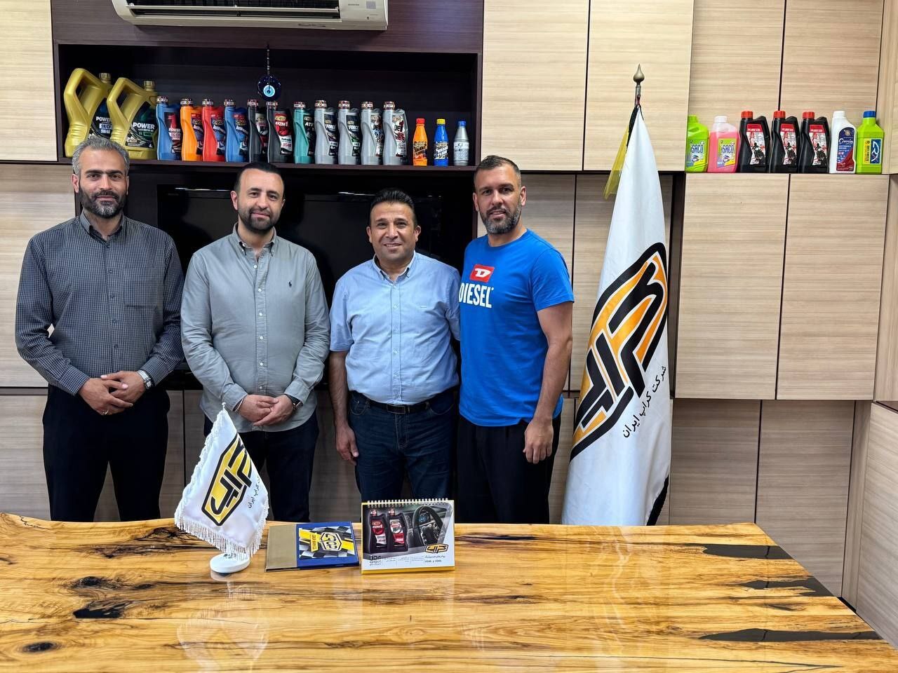 فوتسال مشهد در لیگ برتر ماندنی شد | انتقال امتیاز کراپ الوند به مشهد + عکس فوتسال مشهد در لیگ برتر ماندنی شد | انتقال امتیاز کراپ الوند به مشهد + عکس