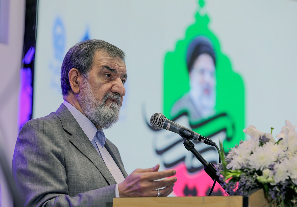 محسن رضایی در مشهد: حکمرانی سیدابراهیم رئیسی، عبور از تردید در روابط بین‌الملل بود