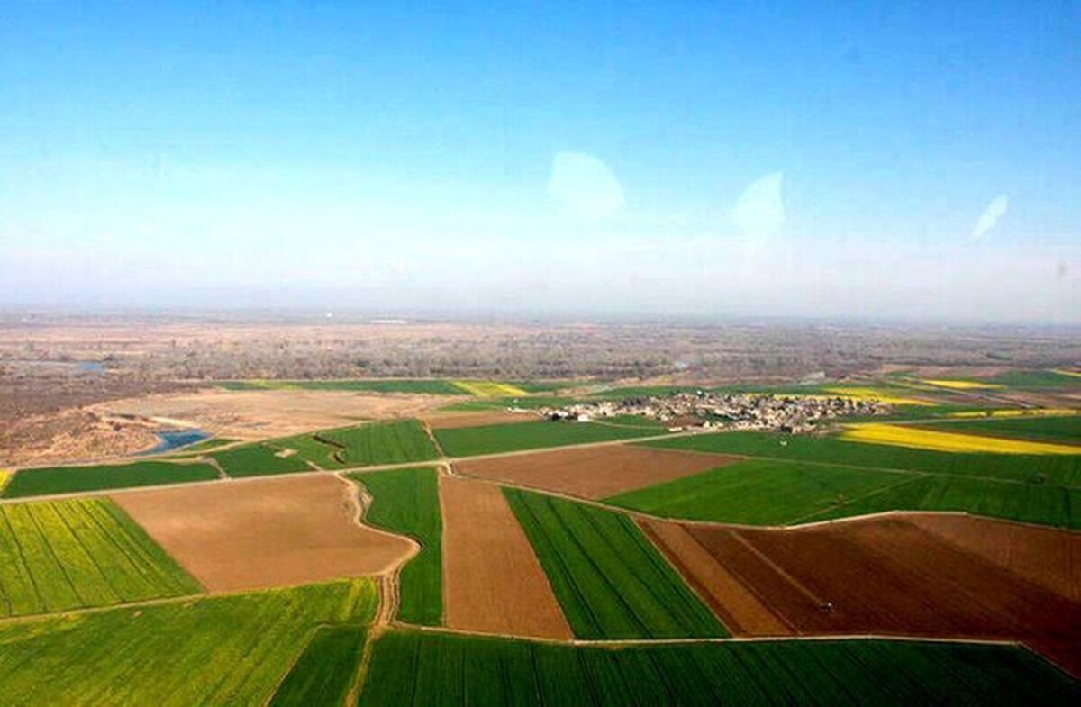 مدیرکل ثبت اسناد و املاک خراسان رضوی گفت: خراسان رضوی به‌طور‌کلی حدود ۱۱ میلیون هکتار مساحت دارد که در بخش‌های ملی و کشاورزی، محدوده‌ای به وسعت بیش از ۹ میلیون هکتار به‌طورکامل حدنگاری شده است و فقط بخش‌های محدودی از اراضی شهری و روستایی باقی مانده‌اند.