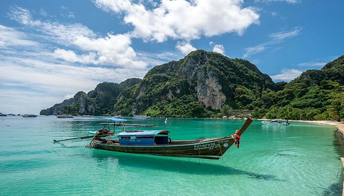 مالزی یا تایلند؛ برای یک سفر فراموش نشدنی کدام را انتخاب کنیم؟ مالزی یا تایلند؛ برای یک سفر فراموش نشدنی کدام را انتخاب کنیم؟
