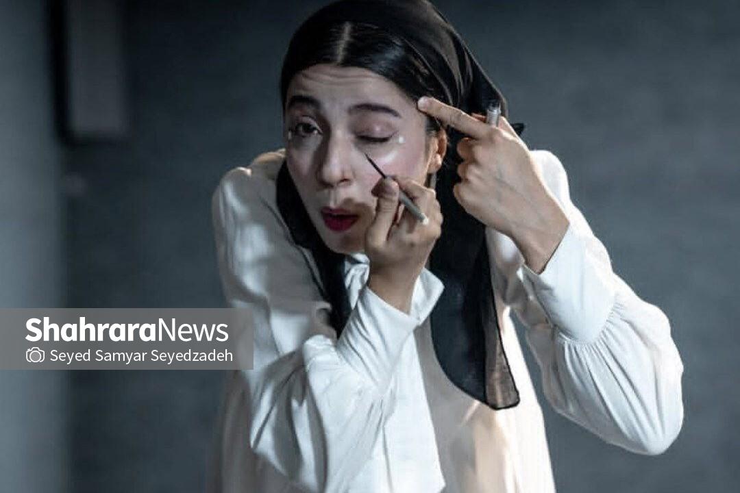 خطی بر چهره تئاتر دانشجویی | «خط چشم» در اردیبهشت درخشید خطی بر چهره تئاتر دانشجویی | «خط چشم» در اردیبهشت درخشید