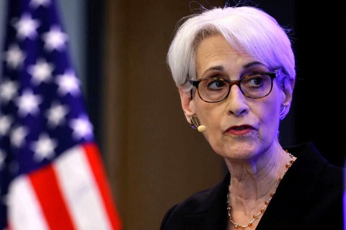 دیپلمات ارشد پیشین آمریکا در پیامی هشدار آمیز درباره ادعای مقامات رژیم صهیونیستی و آمریکایی در مورد توانایی‌ آن‌ها برای نابودسازی تأسیسات هسته‌ای ایران تصریح کرد: «دانش را نمی‌شود بمباران کرد.»
