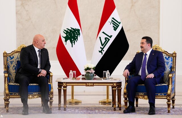 رئیس جمهور لبنان بر نقش آیتالله سیستانی در ترسیم نقشه راهی برای آیندهای بهتر تاکید کرد رئیس جمهور لبنان بر نقش آیتالله سیستانی در ترسیم نقشه راهی برای آیندهای بهتر تاکید کرد