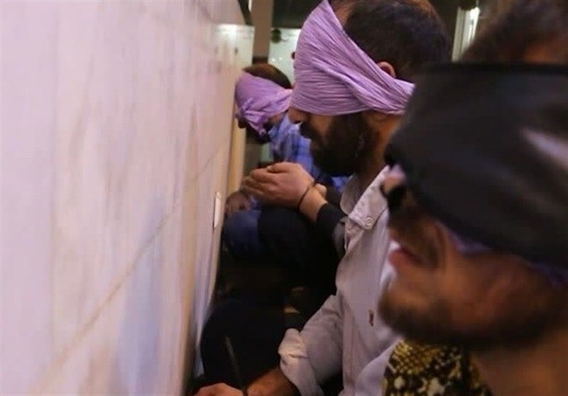 دستگیری اعضای شبکه تروریستی داعش در تهران + عکس دستگیری اعضای شبکه تروریستی داعش در تهران + عکس