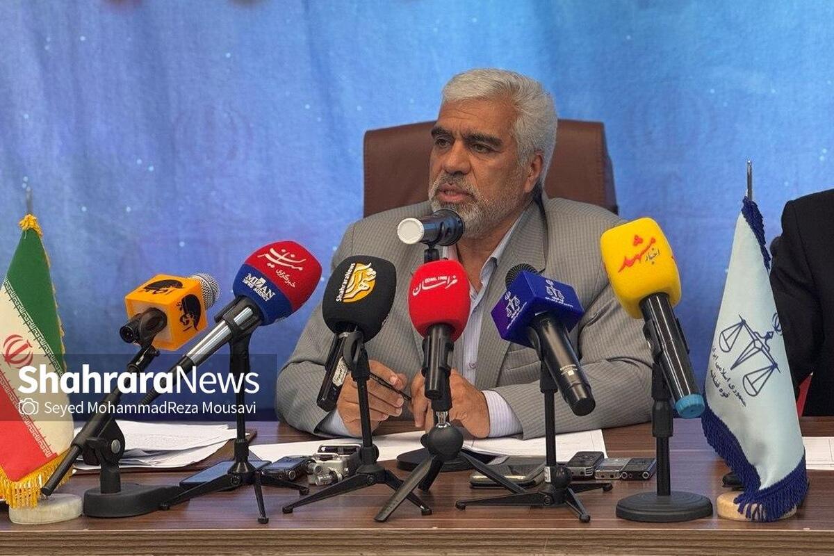 دادستان عمومی و انقلاب مرکز خراسان رضوی گفت: ممنوعیت سگ‌گردانی از قبل وجود داشته و در روز‌های گذشته مجدد مکاتبه‌ای با نیروی انتظامی انجام دادیم و تکلیف کردیم که جدی‌تر این موضوع را در دستور کار قرار دهند.