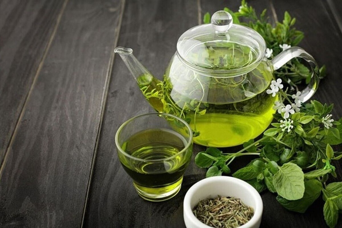 آیا انجام تمرینات هوازی و مصرف چای سبز در کاهش وزن زنان موثر است؟