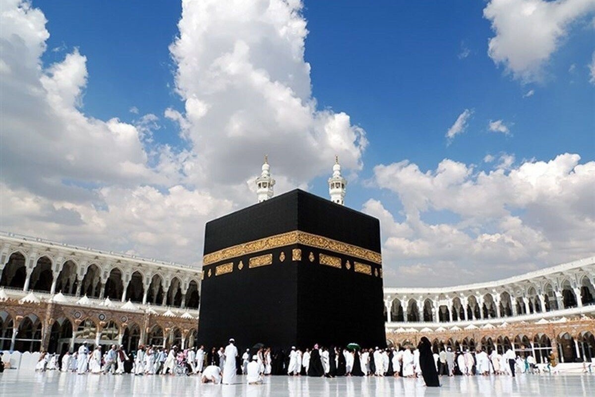 رئیس سازمان حج و زیارت از آغاز اعزام ۴۰۰ هزار عمره‌گزار از نیمه دوم ماه محرم (تابستان) خبر داد و گفت: متقاضیان به‌زودی می‌توانند برای این سفر ثبت‌نام کنند.