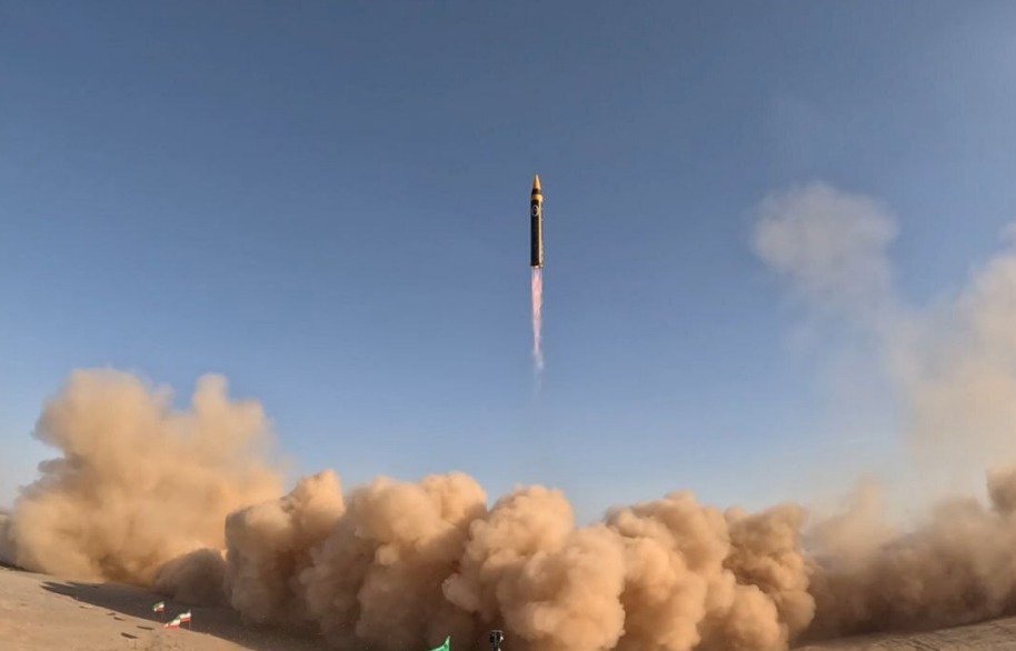 همه چیز درباره موشک بالستیک «خیبر» (خرمشهر-۴) + مشخصات، ویژگیها و عکس همه چیز درباره موشک بالستیک «خیبر» (خرمشهر-۴) + مشخصات، ویژگیها و عکس