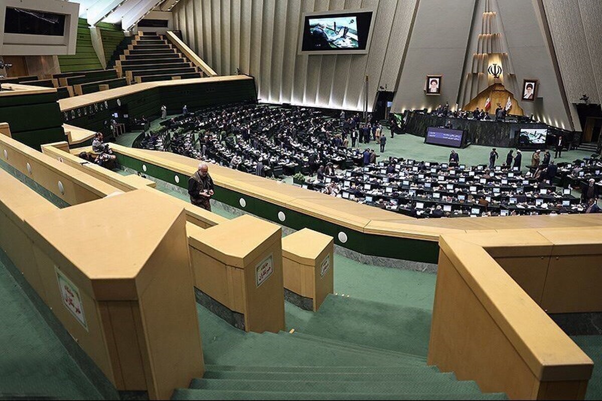 پنج نماینده اقلیت‌های دینی در مجلس شورای اسلامی با صدور بیانیه‌ای، تأکید کردند: به‌زودی نیرو‌های مقتدر مسلح جمهوری اسلامی ایران پایان جولان ستمگری رژیم غاصب صهیونیسم را رقم خواهند زد.