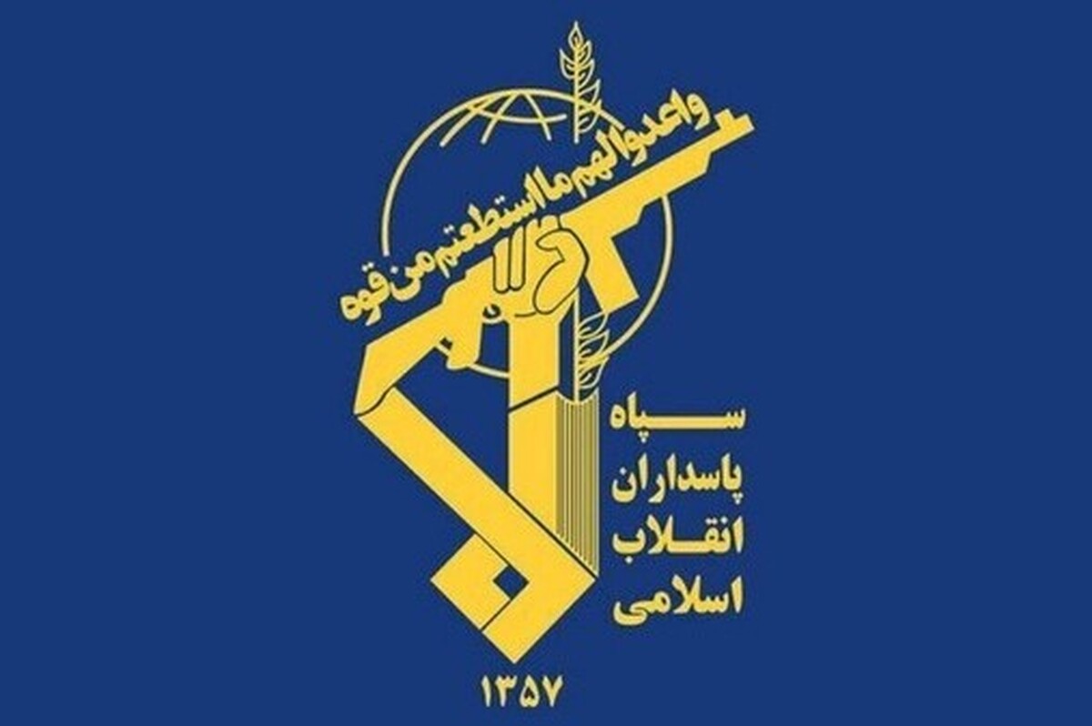 در استمرار عملیات تهاجمی _ ترکیبی وعده صادق ۳ در پاسخ به شرارت‌ها و تعرض‌های امروز رژیم صهیونی، تاسیسات تولید سوخت جنگنده‌ها و مراکز تامین انرژی رژیم با انبوهی از پهپاد‌ها و موشک‌ها مورد هدف قرار گرفت.