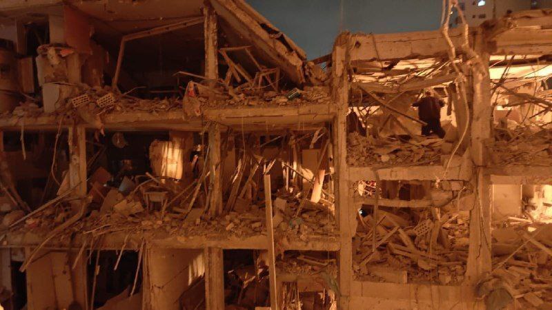 عکس‌هایی از تخریب موشک‌های ایرانی در شهر‌های اسرائیل (۲۵ خرداد ۱۴۰۴)