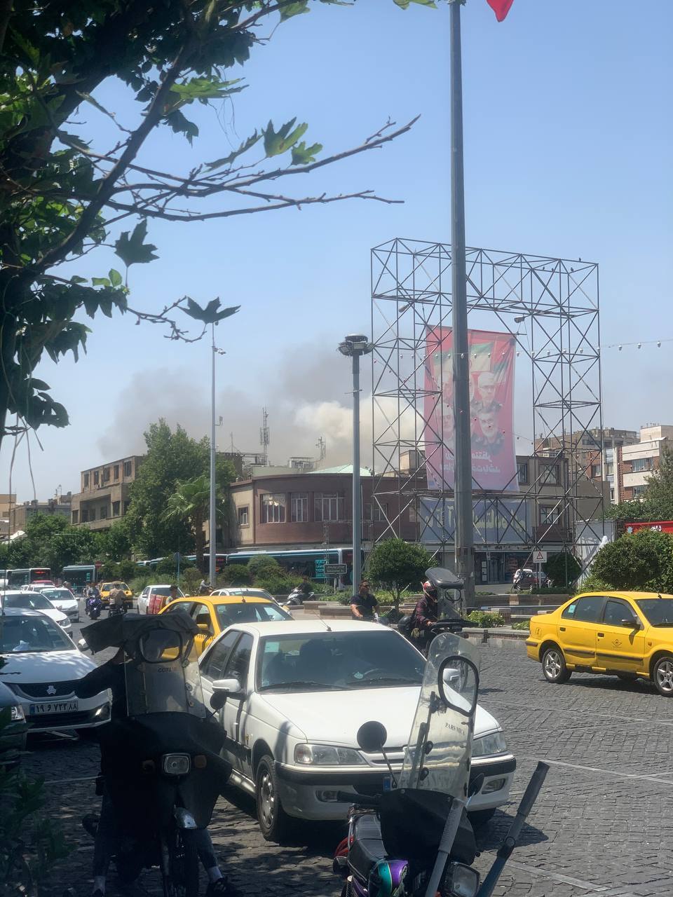 آیا اسرائیل به مجلس شورای اسلامی و میدان بهارستان حمله کرده است؟ (۲۵ خرداد)