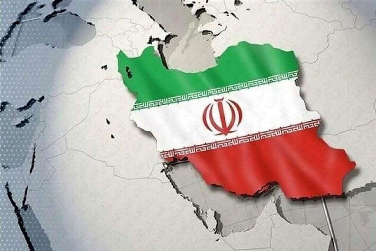 جواد قارایی، مستندساز مطرح کشور گفت: اگر هزار بار خداوند به من جان دهد، هر هزار بار آن را فدای ایران می‌کنم.