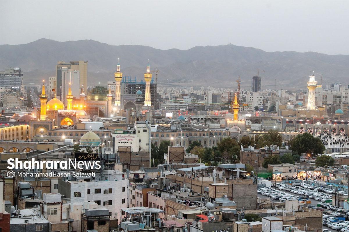 مدارس و مراکز اقامتی برای پذیرایی با کرامت از زائران در وضعیت کنونی اعلام آمادگی کرده‌اند.