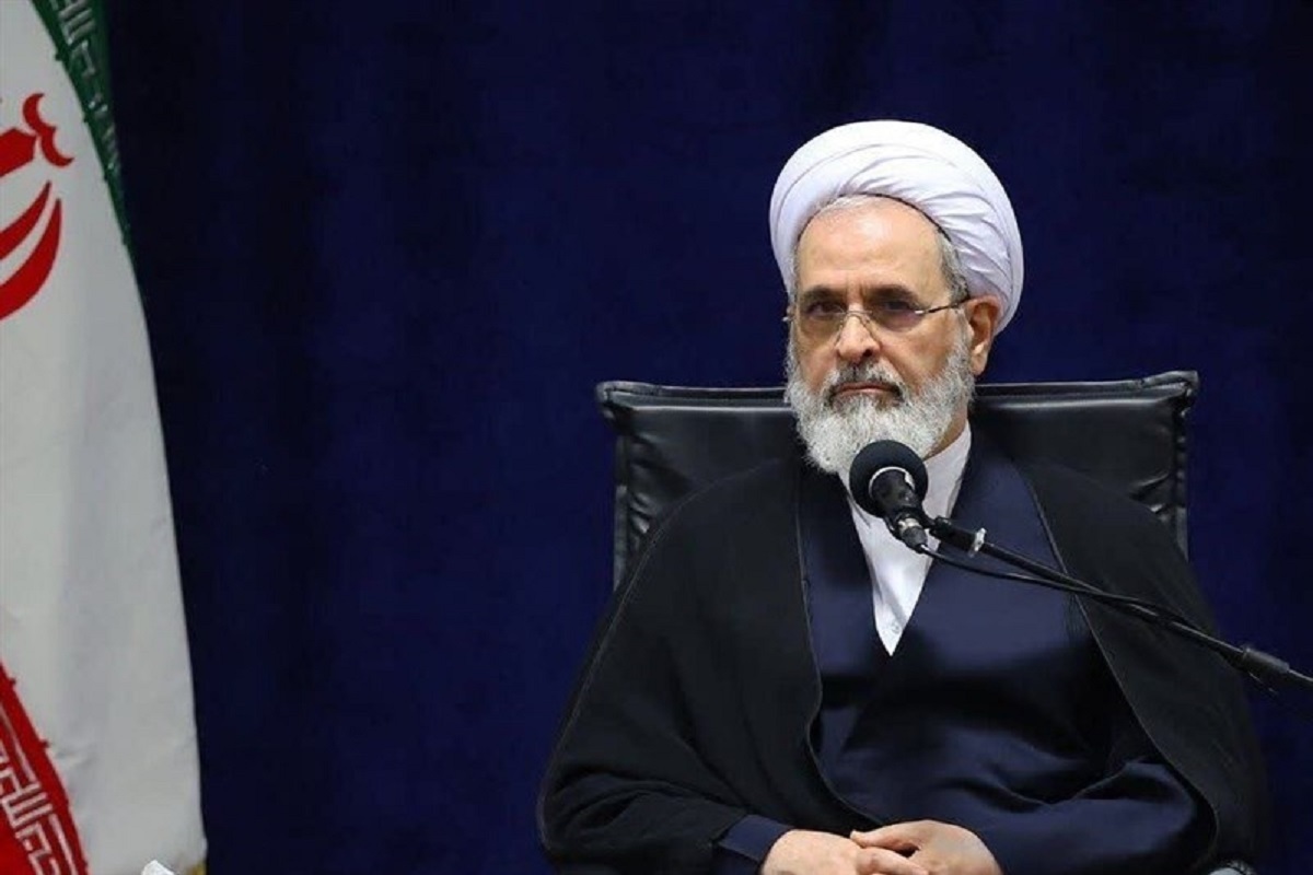 مدیر حوزه‌های علمیه سراسر کشور با صدور پیامی اعلام کرد: جهادگران حوزه علمیه این آمادگی را دارند که با حضور در عرصه‌های مختلف خدمت‌رسانی از جمله بازسازی منازل و اماکن آسیب‌دیده ناشی از جنگ اسرائیل، سهمی شایسته و ماندگار ایفاء نمایند.