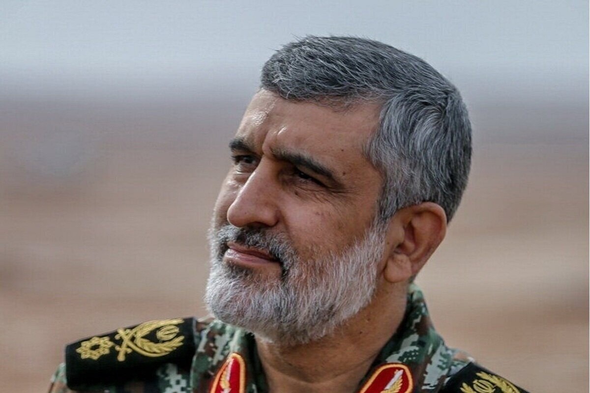 در پی حمله تروریستی رژیم صهیونیستی به ایران در بامداد جمعه(۲۳خرداد) سردار سرتیپ پاسدار امیرعلی حاجی‌زاده، فرمانده نیروی هوافضای سپاه پاسداران انقلاب اسلامی و پدر صنعت پهپادی ایران به شهادت رسید.