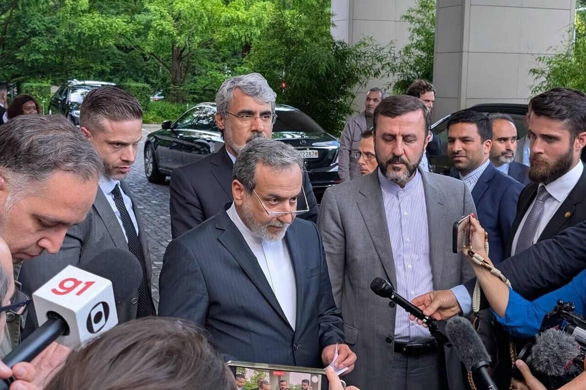 وزیر امور خارجه کشورمان در پایان نشست ژنو گفت: ما از ادامه گفت‌وگوها با سه کشور اروپایی و اتحادیه اروپا حمایت می‌کنیم و برای برگزاری دیدار دیگری در آینده نزدیک آماده‌ایم