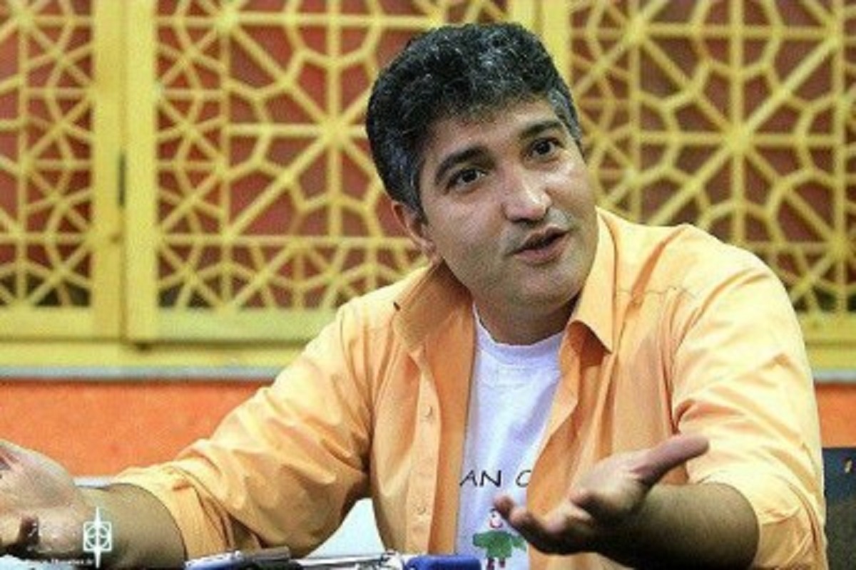 کارگردان تئاتر کودک و نوجوان «نون مثل نظم» از اجرای این اثر به صورت آنلاین و رایگان در سایت تیوال خبر داد.
