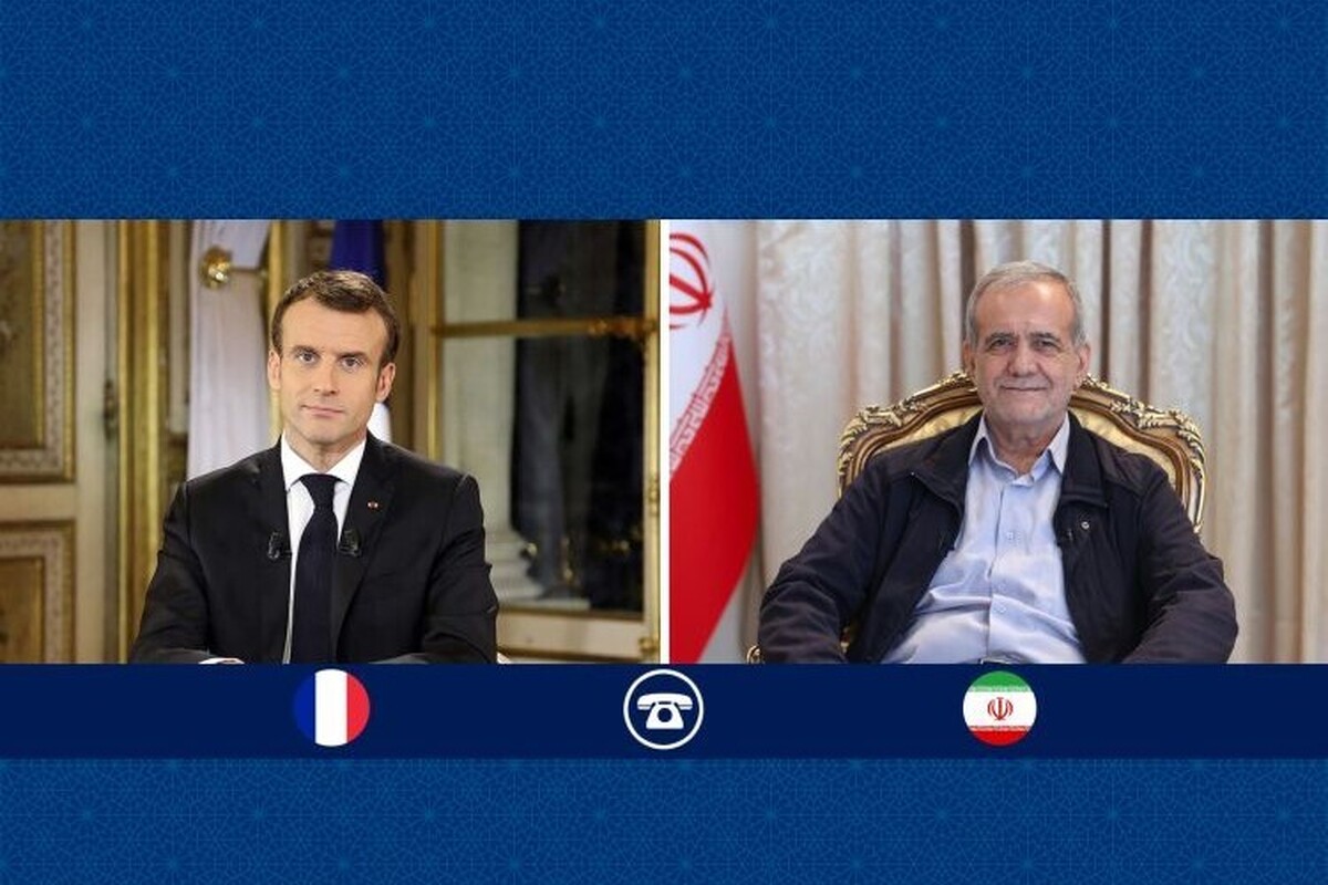 رئیس جمهور با تاکید بر اینکه حقوقی را که بر اساس قواعد بین‌المللی به کشور‌ها و ملت‌ها تعلق گرفته، نمی‌توان با جنگ و تهدید از آنها سلب کرد، گفت: ما آماده گفت‌و‌گو و همکاری برای اعتمادسازی در زمینه فعالیت‌های هسته‌ای صلح‌آمیز هستیم.