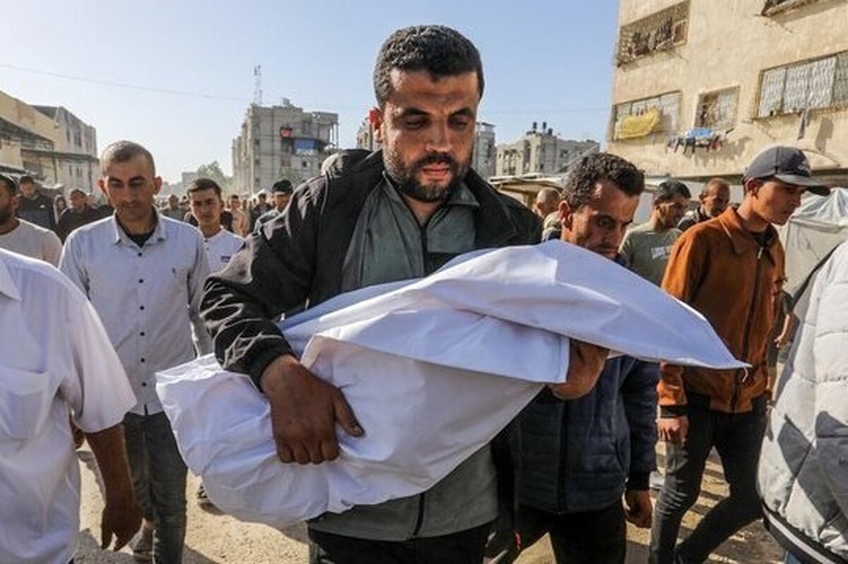 محو کامل ۲۲۰۰ خانواده فلسطینی در جنگ غزه